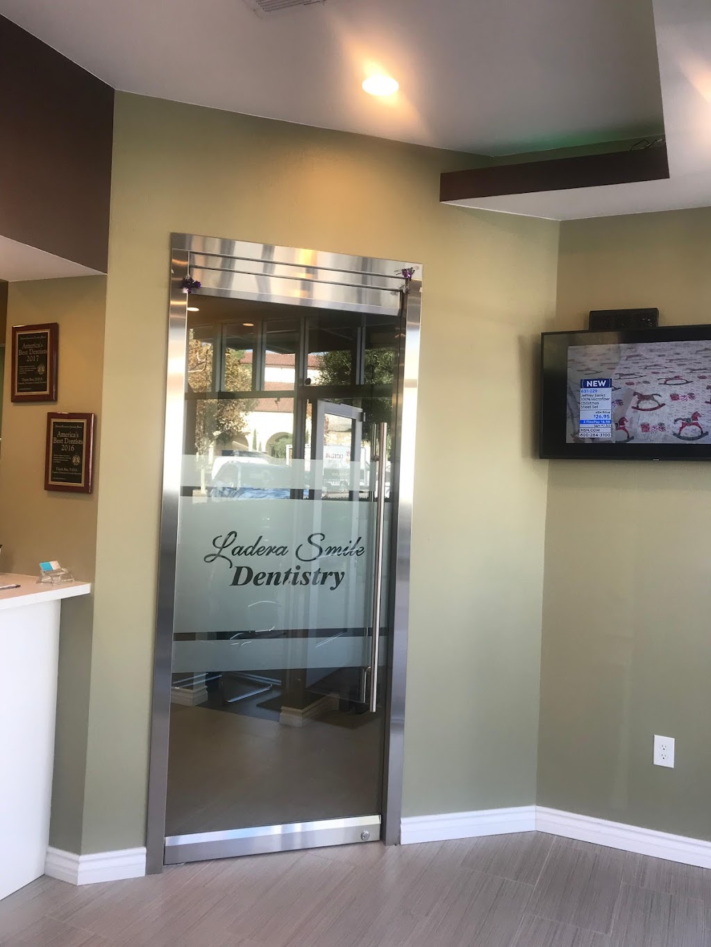 Ladera Smile Dentistry | 1701 Corporate Dr suite c3, Ladera Ranch, CA 92694, USA | Phone: (949) 485-5499