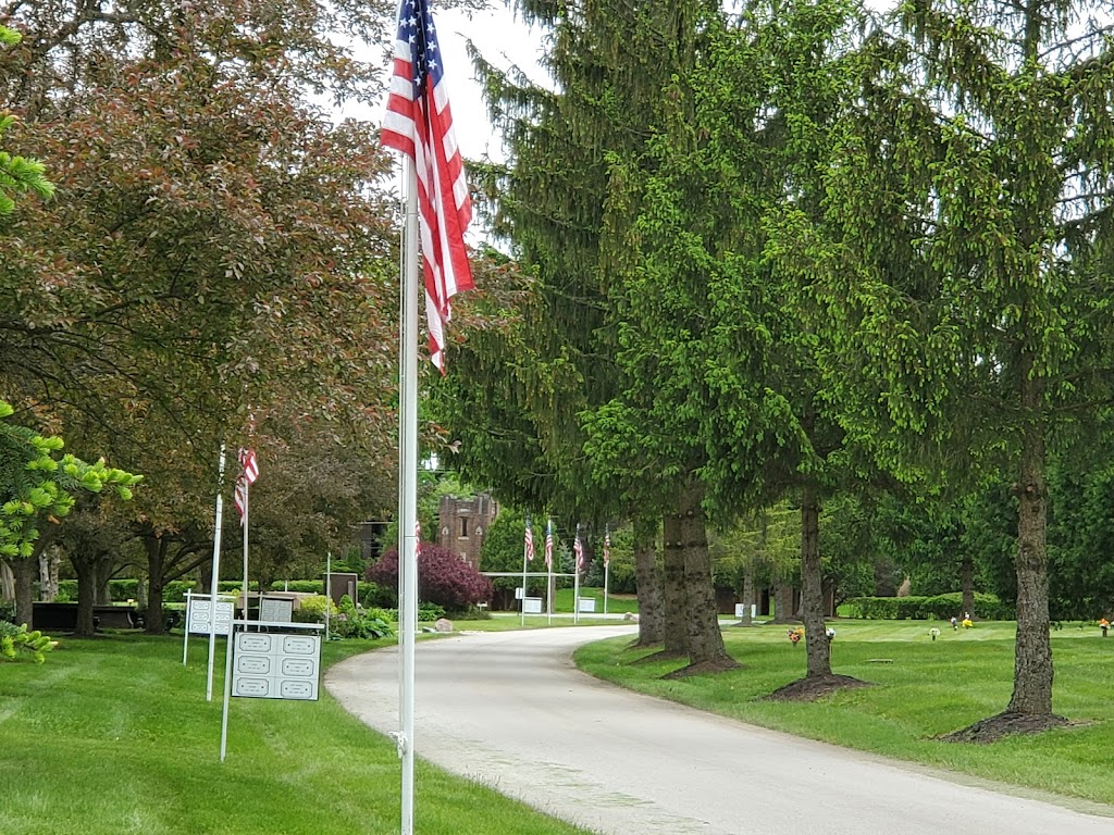 Greenlawn Memorial Park | 6600-6858 Covington Rd, Fort Wayne, IN 46804, USA | Phone: (260) 432-3914