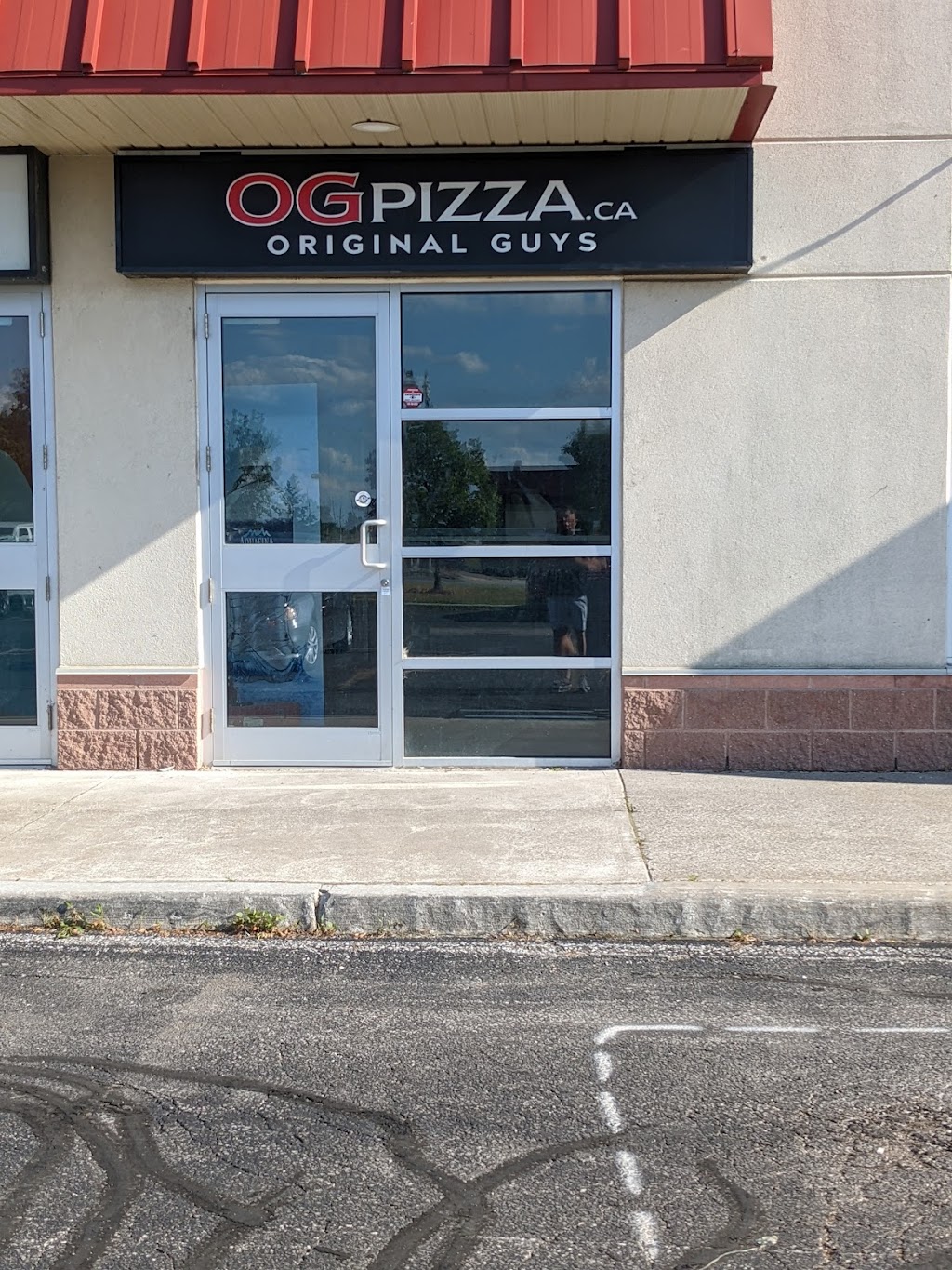 Original Guys Pizza Pies - Og Pizza (Banwell) | 3335 Banwell Rd, Windsor, ON N8N 0B4, Canada | Phone: (519) 979-8808