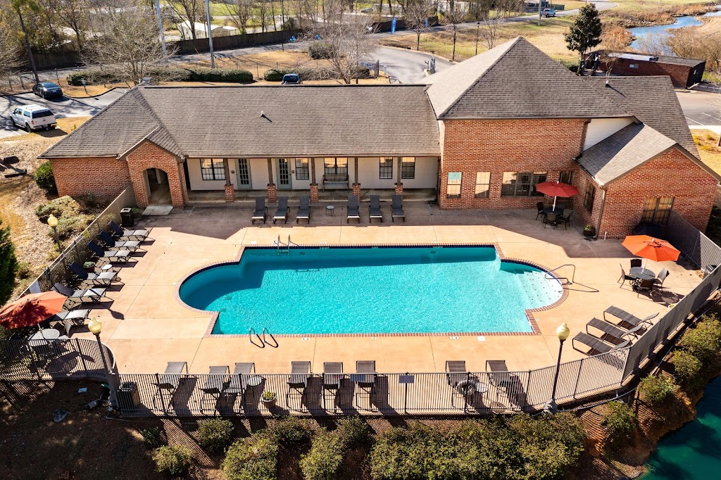 The Oaks of St Clair Apartments | Leasing Office, 5050 Oaks of St.Clair Cir, Moody, AL 35004, USA | Phone: (205) 773-2069