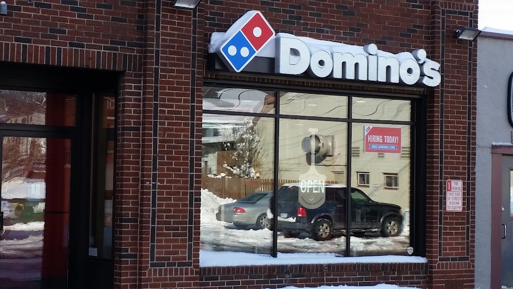 Dominos Pizza | 107 Wildwood Rd, Willernie, MN 55090, USA | Phone: (651) 429-4252