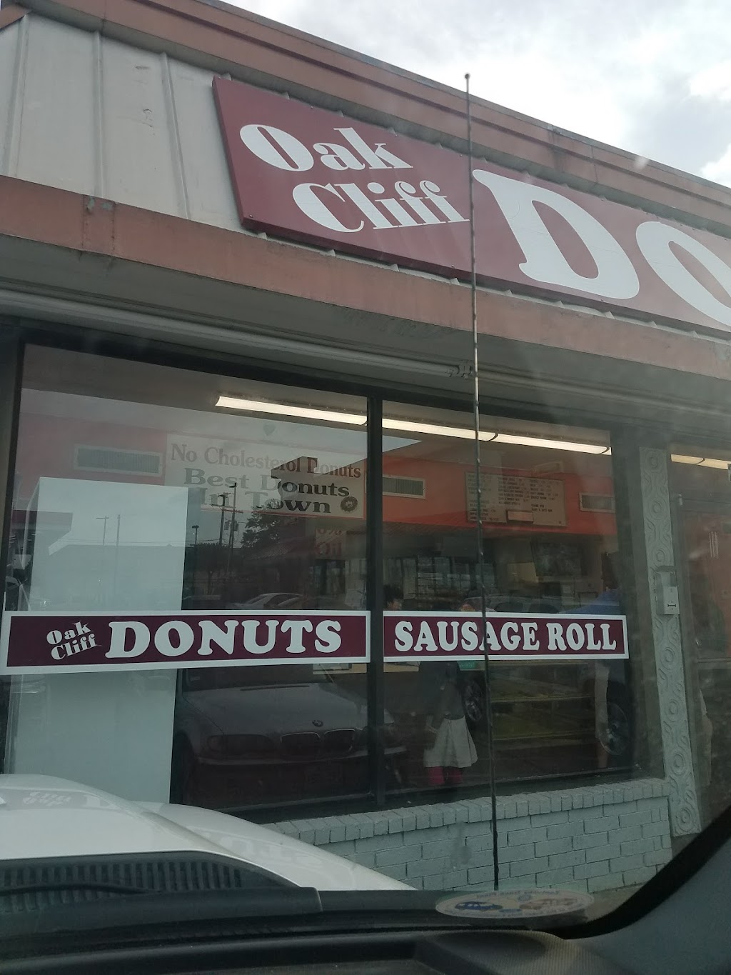 Oak Cliff Donuts | 2402 S Hampton Rd, Dallas, TX 75224, USA | Phone: (214) 330-8583