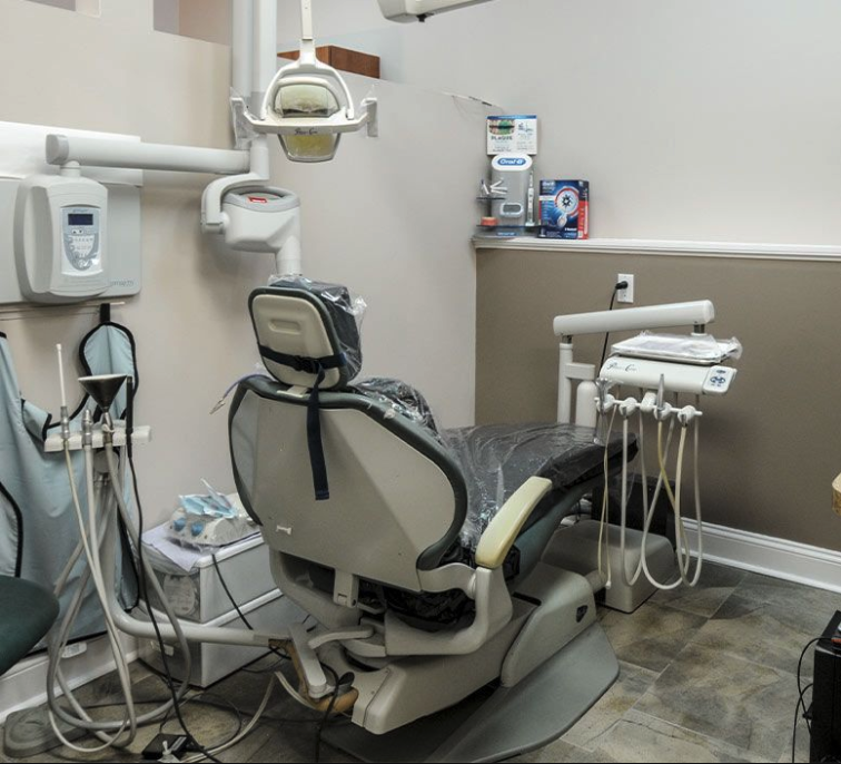 Victor R. Siegel, DDS | 16815 Crabbs Branch Way, Rockville, MD 20855, USA | Phone: (301) 963-4330