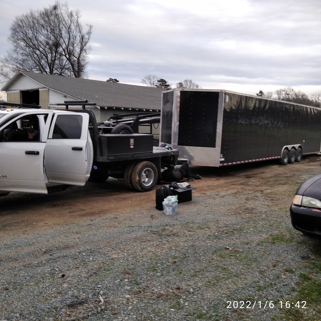 Truck & Trailer Repair Service Shop, 24 Hour Roadside | 3317 Love Mill Rd, Monroe, NC 28110, USA | Phone: (910) 817-0711