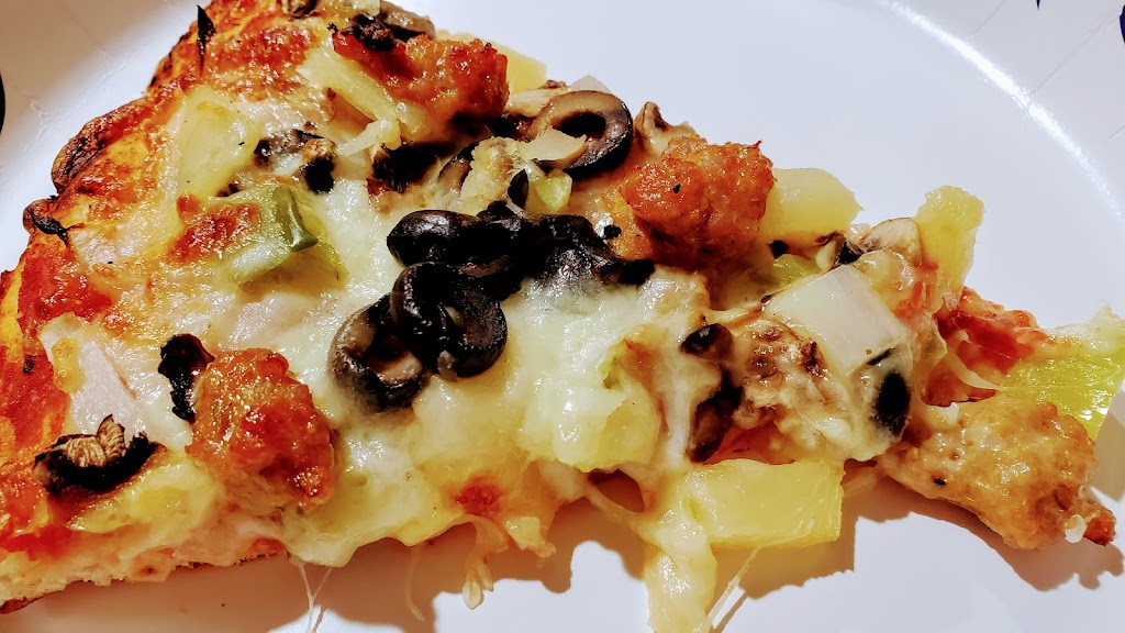 Helenes Fairgrounds Pizzeria | 10 NE Silver Pine Dr #102, Bremerton, WA 98311, USA | Phone: (360) 698-4880