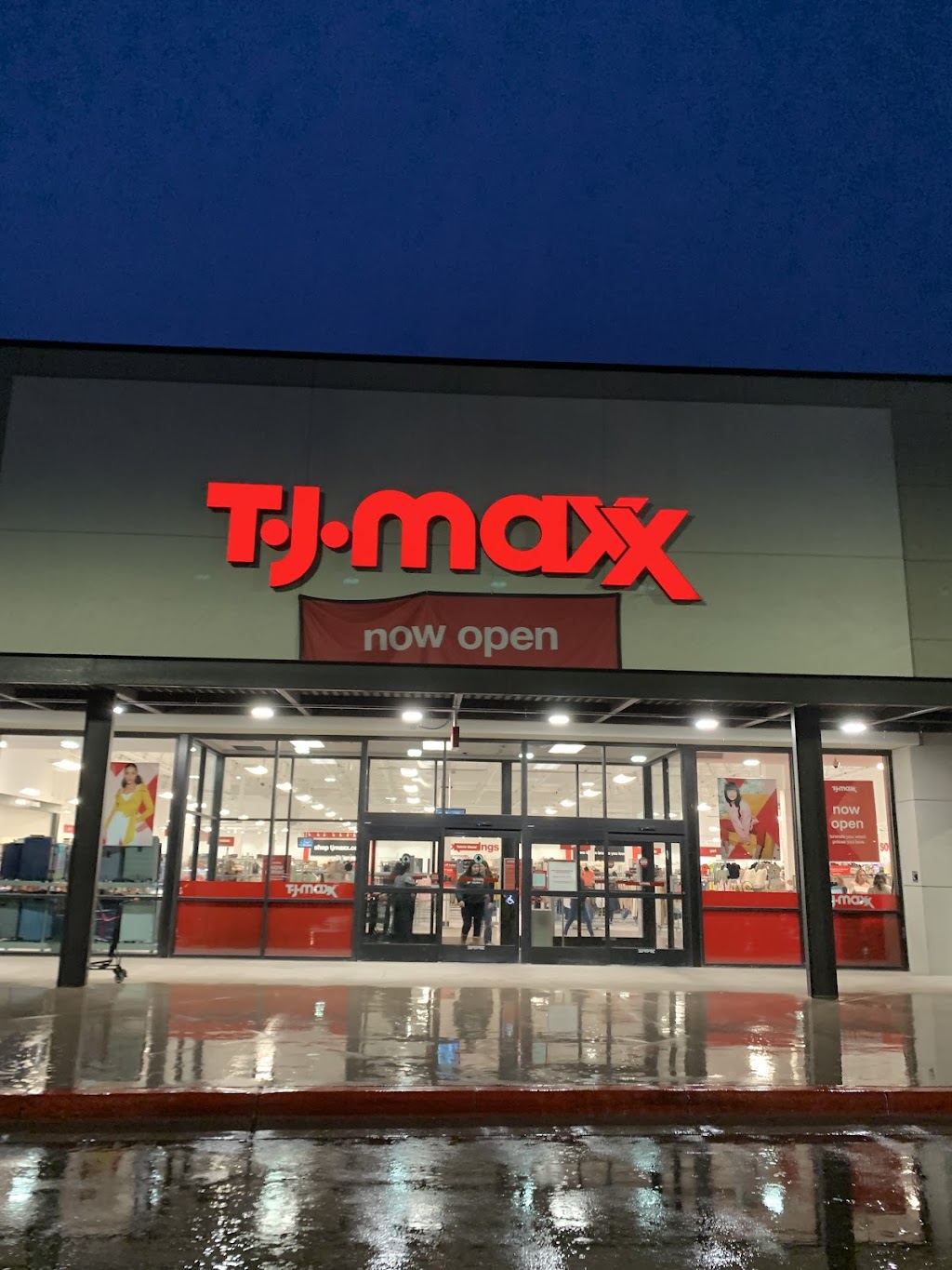 T.J. Maxx | 13380 N Prasada Pkwy, Surprise, AZ 85388, USA | Phone: (623) 352-8001