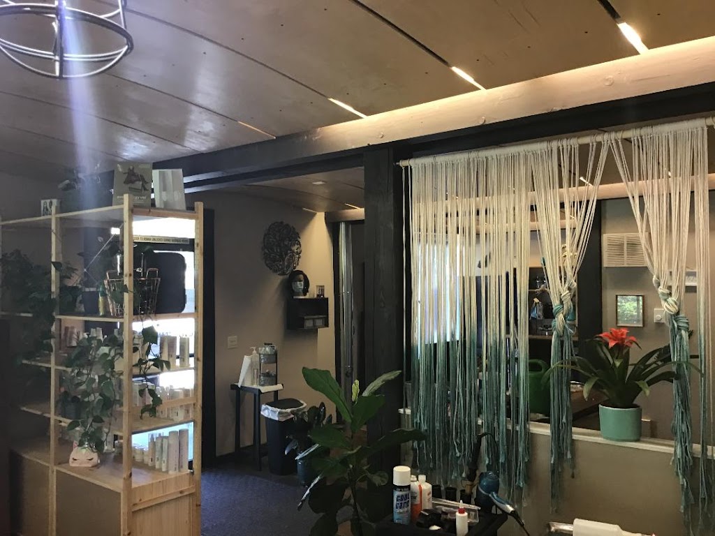 Neve Salon | 15695 Donner Pass Rd #105, Truckee, CA 96161, USA | Phone: (530) 582-4832