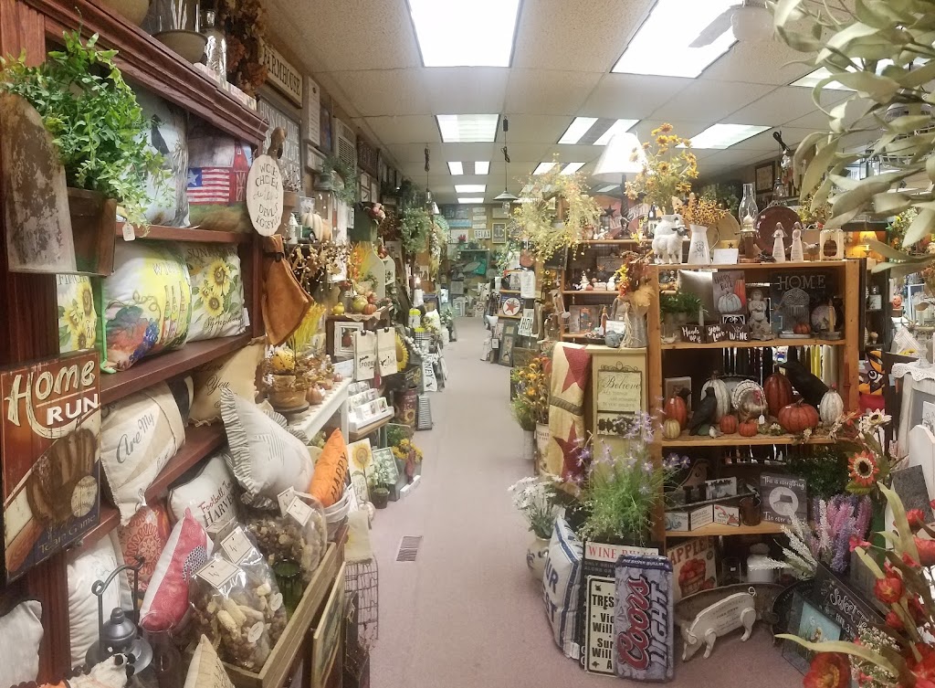 Ben Gue Antiques & Gifts | 4 S Main St, Mt Airy, MD 21771, USA | Phone: (301) 829-2112