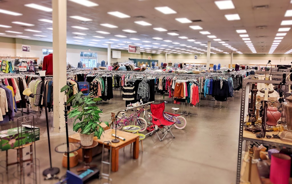 Goodwill Store | 3020 N Westmoreland Rd b, Dallas, TX 75212, USA | Phone: (214) 678-1071