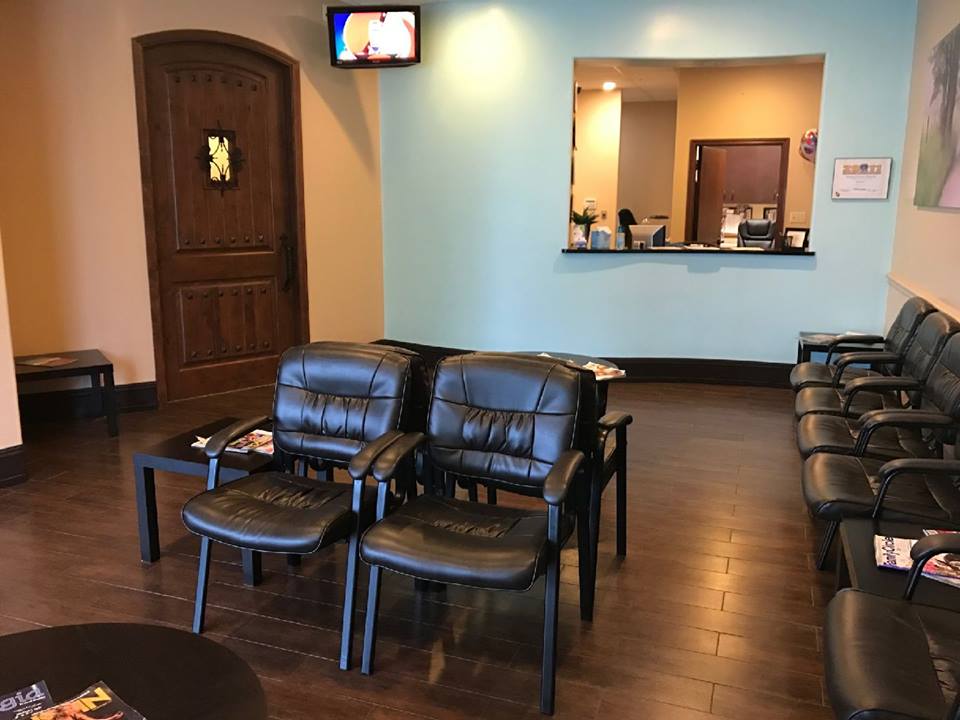 Signature Smiles Dentistry & Orthodontics - Bastrop | 715 Old Austin Hwy Suite 400, Bastrop, TX 78602, USA | Phone: (512) 212-9803