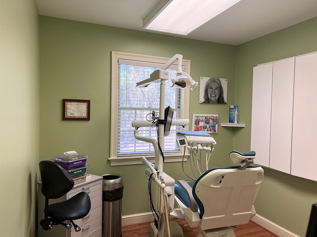 Smithfield Dental | 12746 Courthouse Hwy, Smithfield, VA 23430, USA | Phone: (757) 347-8780