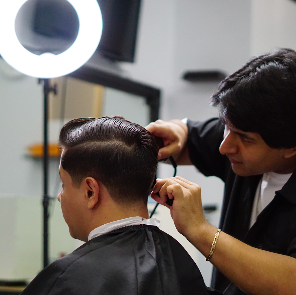 Kings Barbershop | 18409 N Cave Creek Rd, Phoenix, AZ 85032, USA | Phone: (480) 825-0878