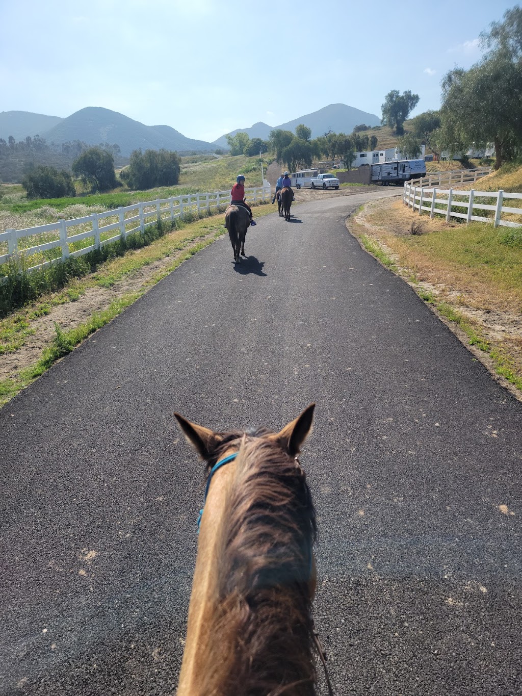 Poway Equestrian Center | 14875 Mina De Oro Rd, Poway, CA 92064, USA | Phone: (858) 748-6441