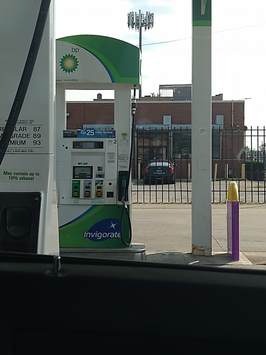 bp | 15230 Livernois, Detroit, MI 48238, USA | Phone: (313) 342-8039