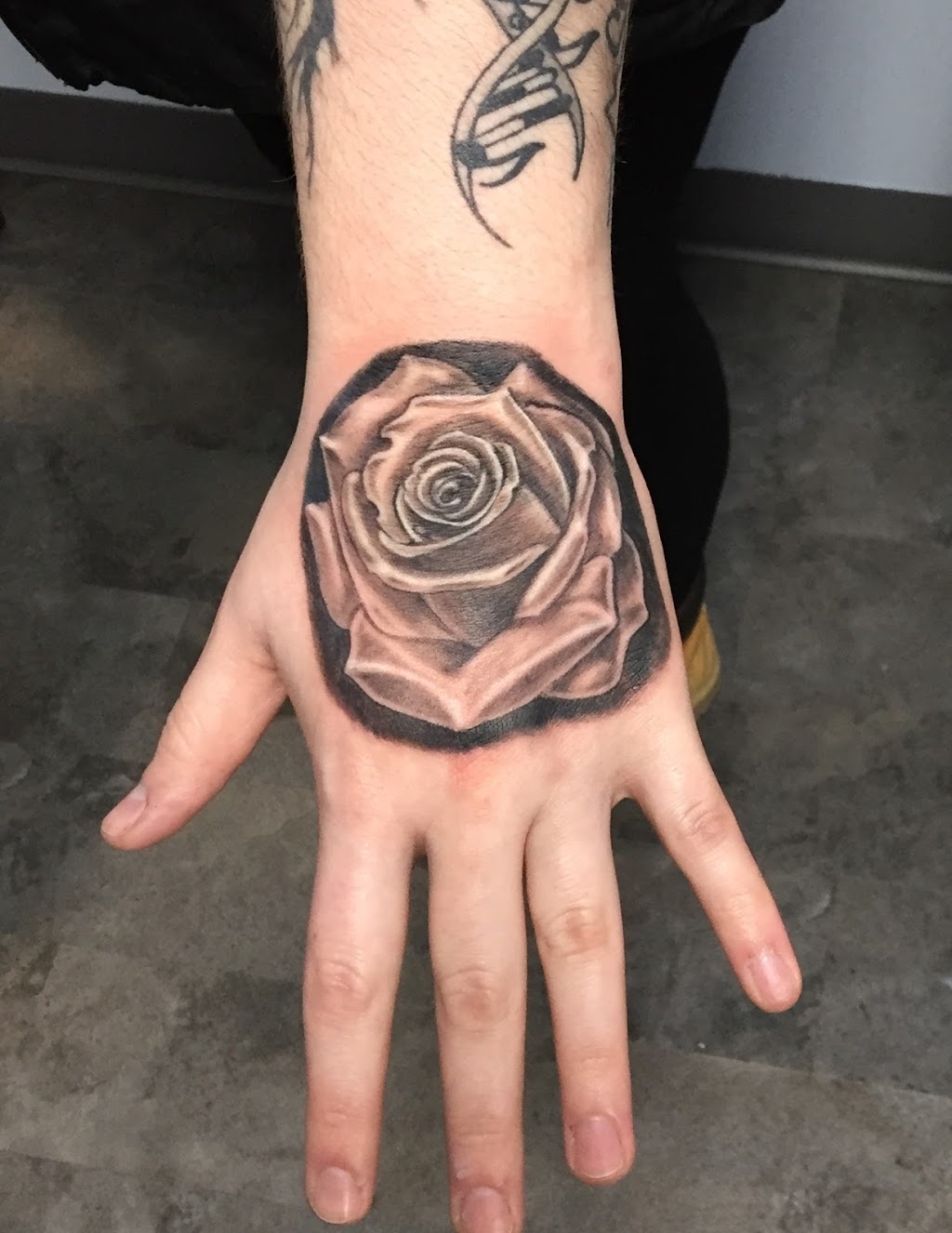 Skin Deep Tattoo and Body Piercing | 735 N 120th St, Omaha, NE 68154, USA | Phone: (402) 991-4141