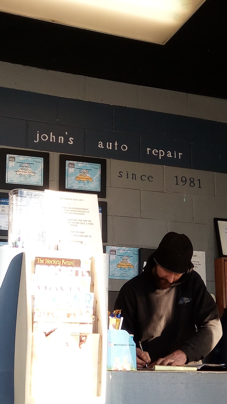 Johns Auto Repair | 326 Erie St S, Leamington, ON N8H 3C9, Canada | Phone: (519) 326-3314