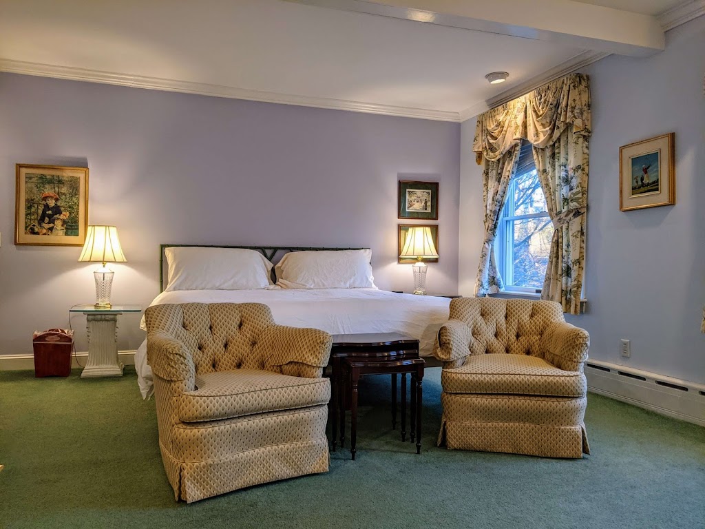 Stanton House Inn | 76 Maple Ave, Greenwich, CT 06830, USA | Phone: (203) 869-2110