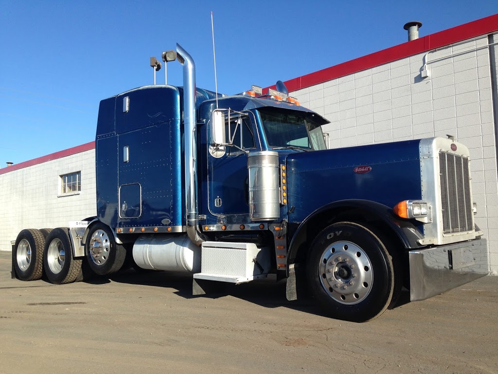 Universal Truck Service | 2845 Long Lake Rd, Roseville, MN 55113, USA | Phone: (651) 639-0017