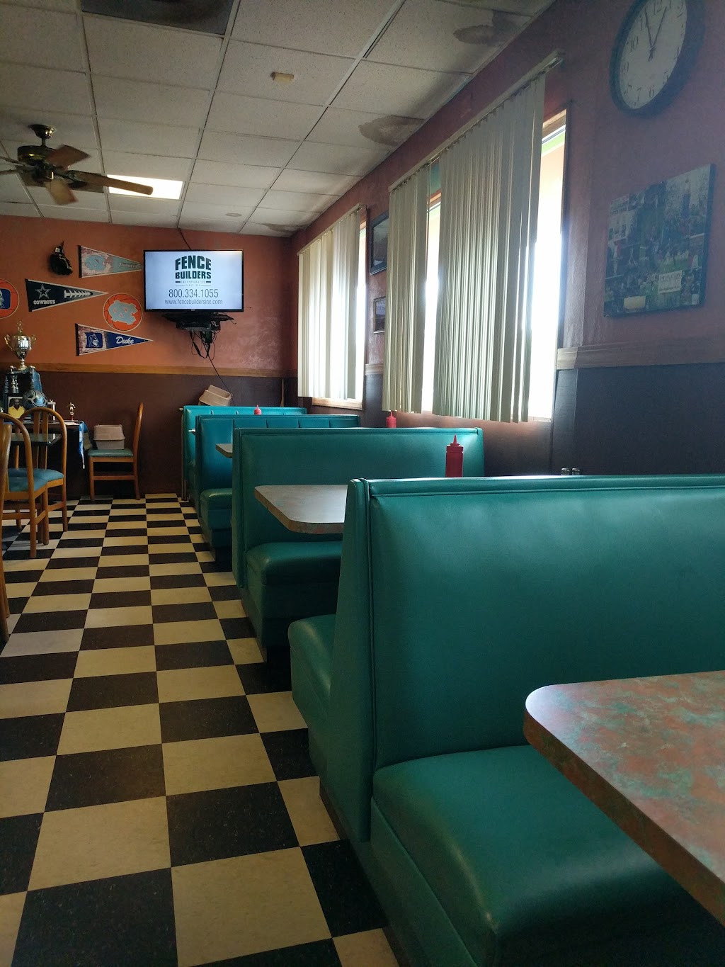 Napolis Pizza & Subs | 1901 Brentwood St, High Point, NC 27260, USA | Phone: (336) 889-6729