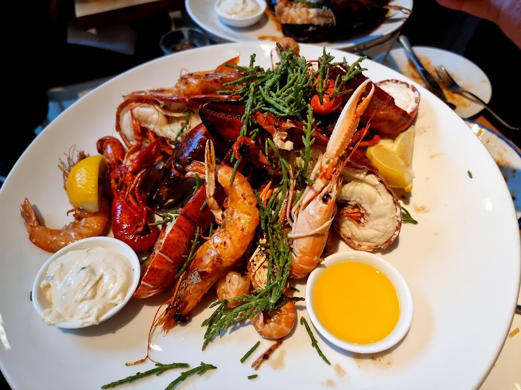 The Seafood Bar | Van Baerlestraat 5h, 1071 AL Amsterdam, Netherlands | Phone: 020 670 8355