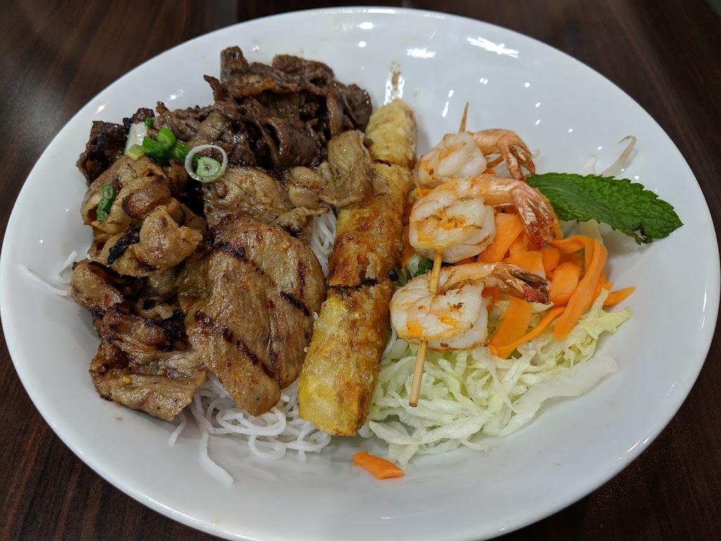 pho 90 | 23955 E Plaza Ave, Aurora, CO 80016, USA | Phone: (303) 627-5718