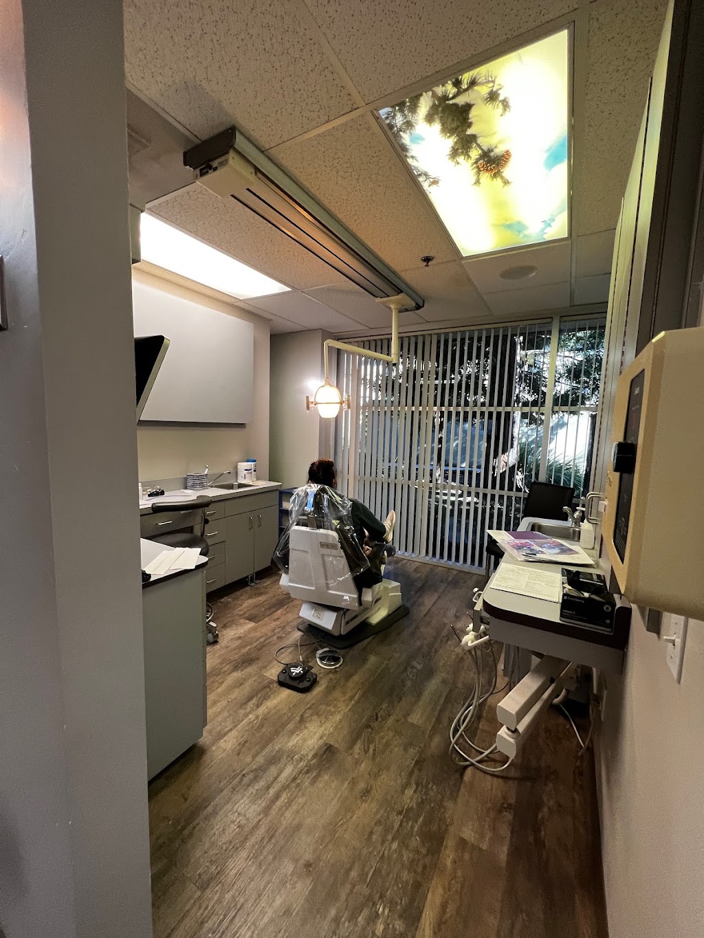 Lynn S. Judd DDS | 1568 Creekside Dr #101, Folsom, CA 95639, USA | Phone: (916) 983-1999