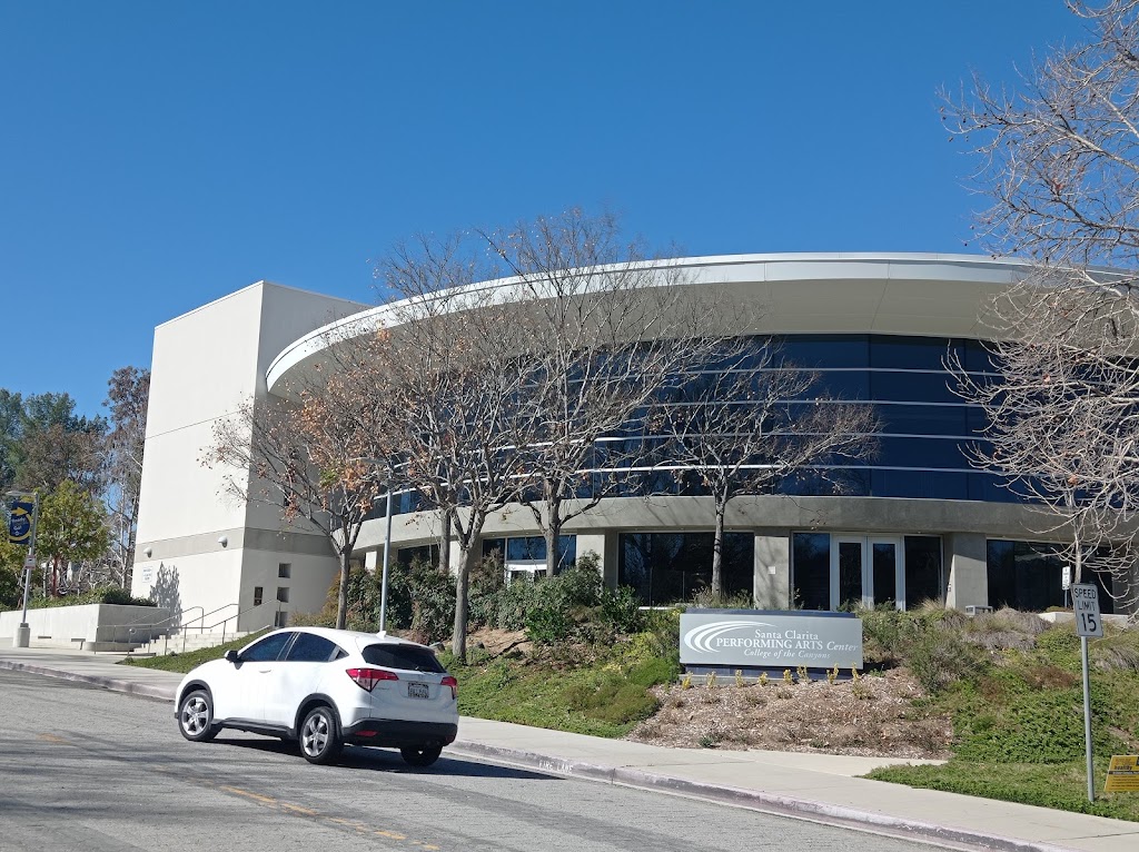 College Of The Canyons 26455 Rockwell Canyon Rd Santa Clarita CA 91355