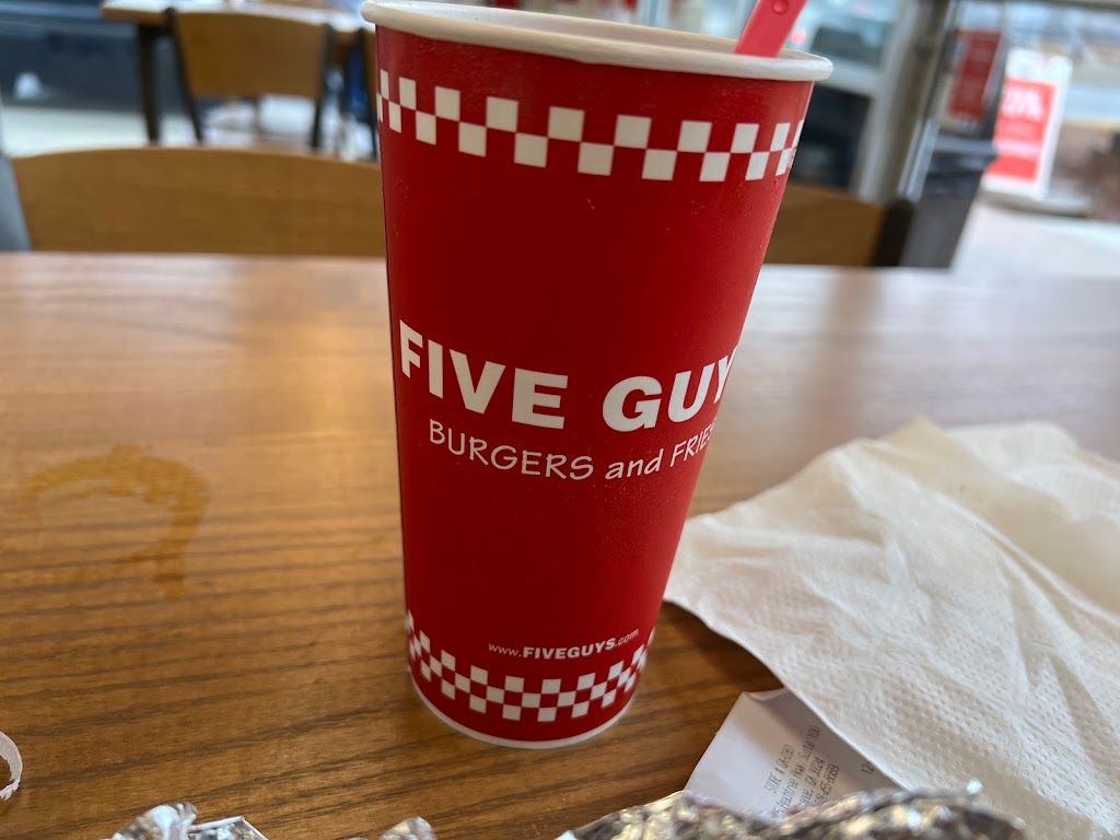 Five Guys | 3105 Peachtree Pkwy Suite 100, Suwanee, GA 30024, USA | Phone: (678) 455-8669