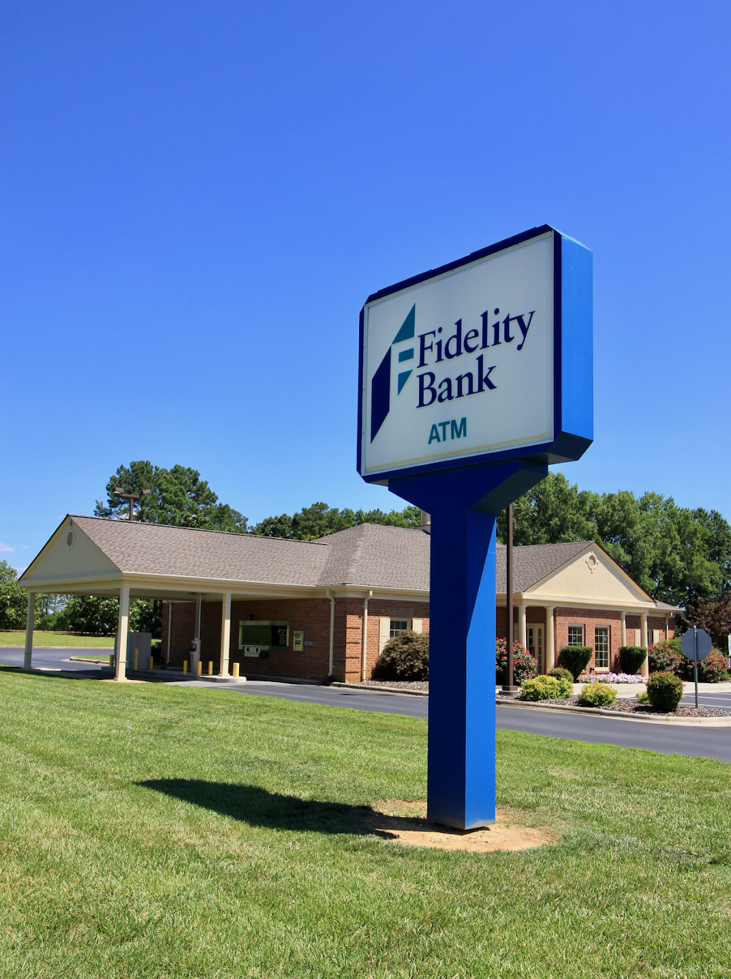 Fidelity Bank | 520 Main St, Biscoe, NC 27209, USA | Phone: (910) 428-9681