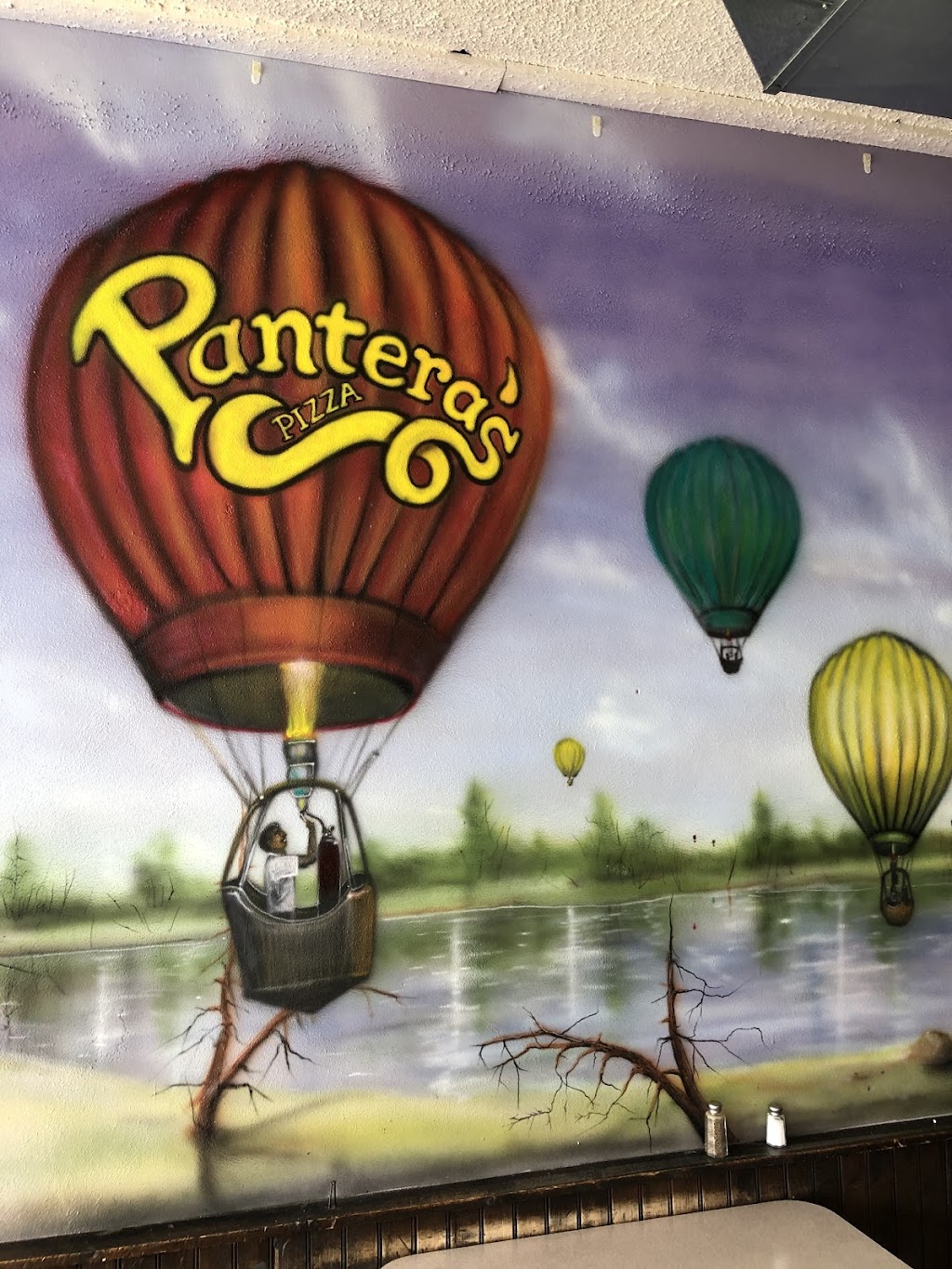 Panteras Pizza | 1522 Troy Rd, Edwardsville, IL 62025, USA | Phone: (618) 692-6000