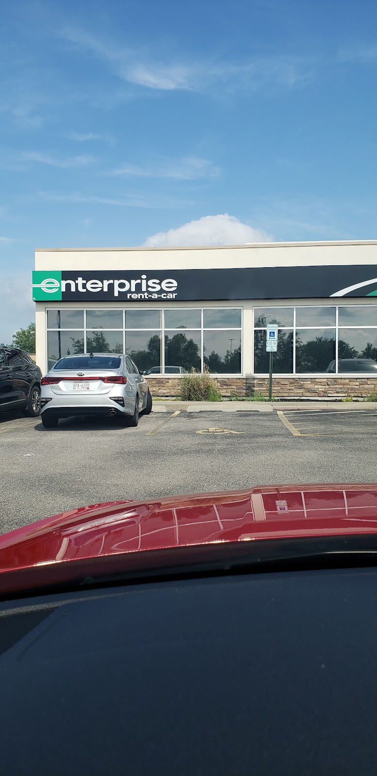 Enterprise Rent-A-Car | 2234 N Rand Rd, Palatine, IL 60074, USA | Phone: (847) 550-9500