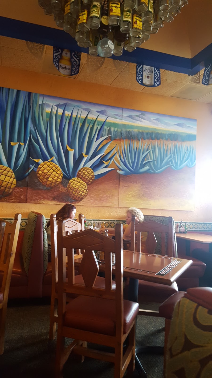 Azteca Mexican Restaurants | 11811 Mukilteo Speedway, Mukilteo, WA 98275, USA | Phone: (425) 438-1414