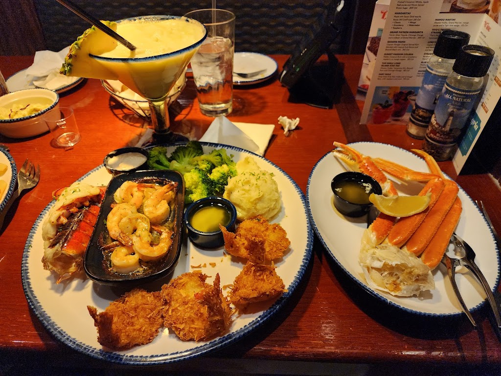 Red Lobster | ACROSS FROM OAKLAND COUNTY COURT HOUSE, 479 Telegraph Rd, Waterford Twp, MI 48328, USA | Phone: (248) 682-5146