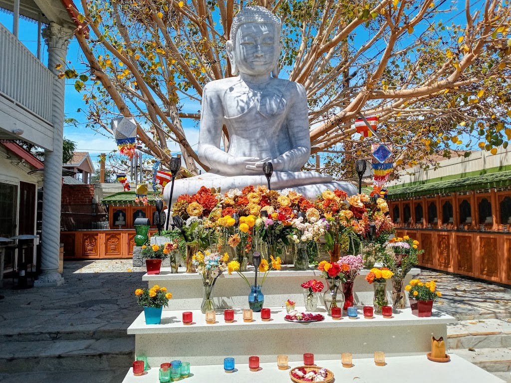 Sarathchandra Buddhist Center | 10717 Oxnard St, North Hollywood, CA 91606, USA | Phone: (818) 760-8361