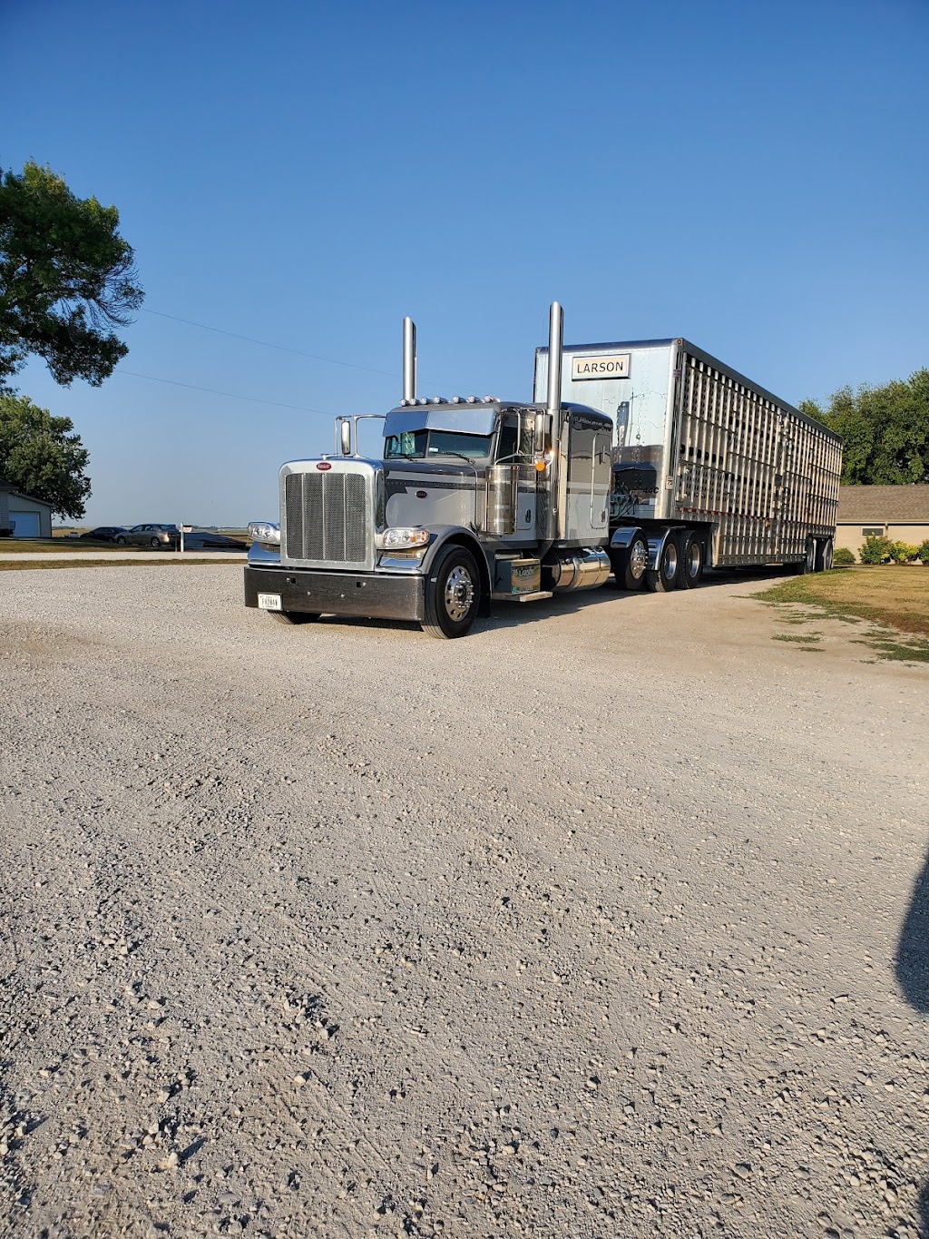 Larson Farms Trucking Inc | 25440 Co Rd L34, Underwood, IA 51576, USA | Phone: (712) 545-3051