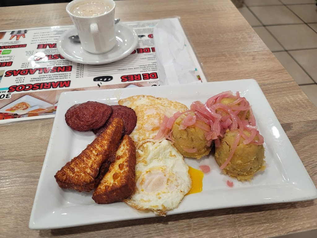 Café Lini Latin Cuisine | 9636 SW 24th St, Miami, FL 33165, USA | Phone: (305) 227-2822