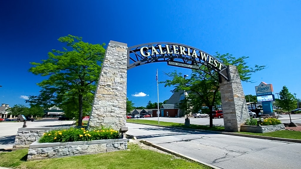 Galleria West Shopping Center - Brookfield, Wisconsin | 18900 W Bluemound Rd, Brookfield, WI 53045, USA | Phone: (414) 789-1777