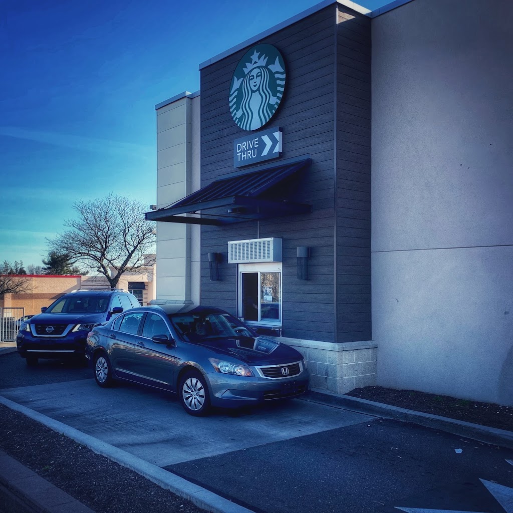 Starbucks | 1509 Lincoln Hwy, Levittown, PA 19056, USA | Phone: (267) 572-9902