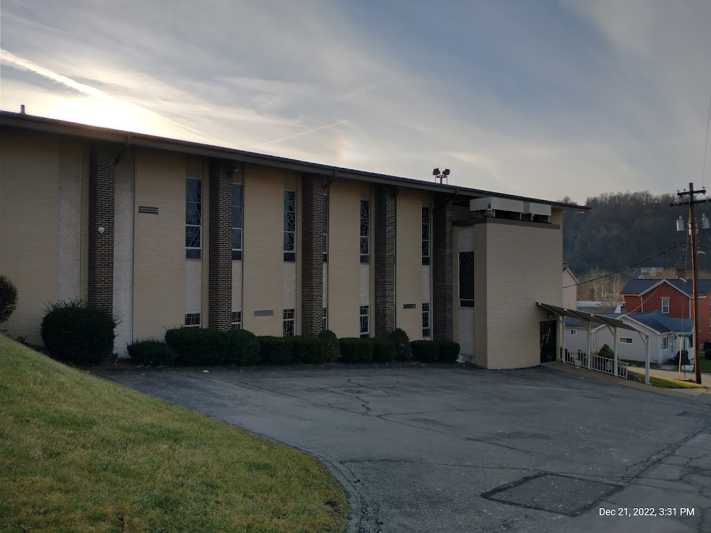 Holy Family Catholic Church | 225 N 2nd St, West Newton, PA 15089, USA | Phone: (724) 872-6123