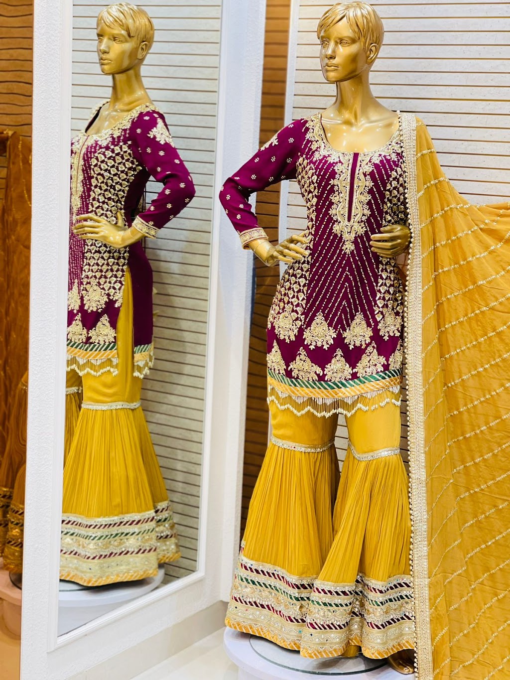 Desi Fusion Boutique | 217 Bethpage Rd Suite 20, Hicksville, NY 11801, USA | Phone: (516) 707-0422