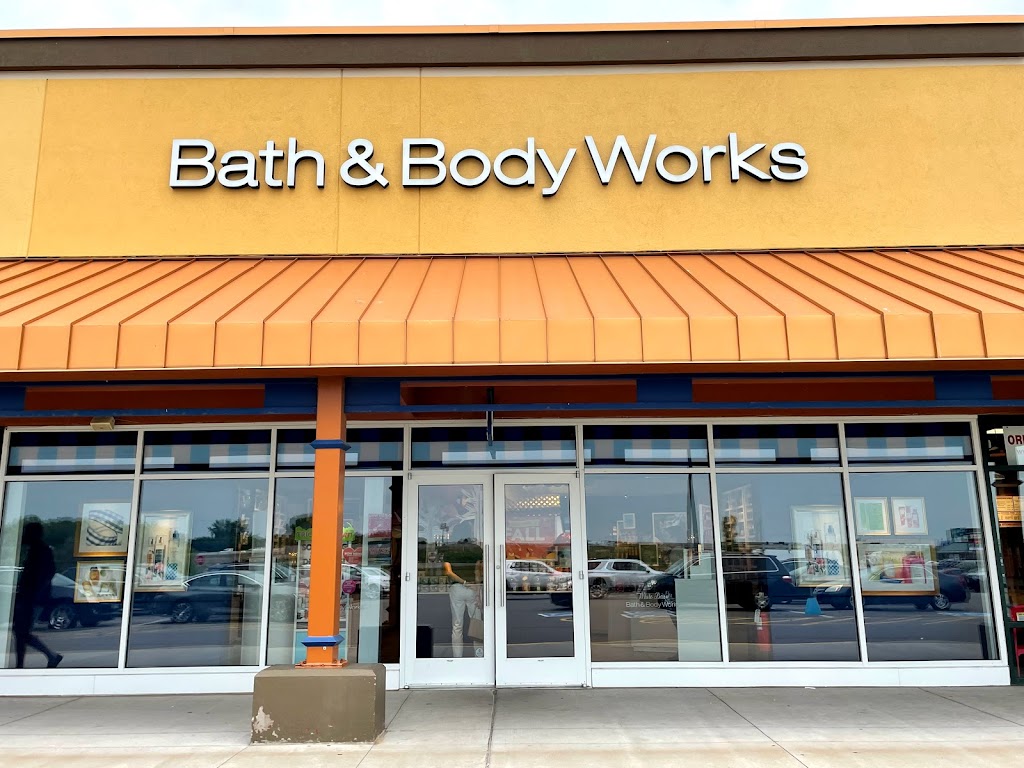 Bath & Body Works | 6415 Labeaux Ave NE, Albertville, MN 55301, USA | Phone: (763) 497-9222