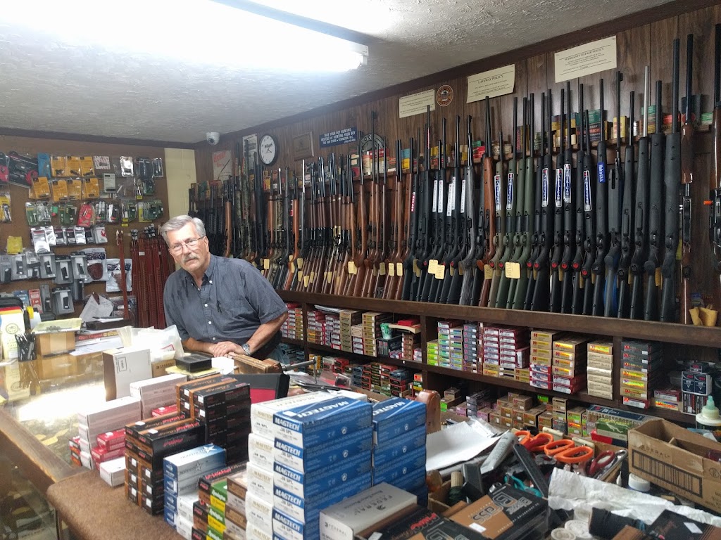 The Gun Store | 3000 Old U.S. Hwy 52, Lexington, NC 27295, USA | Phone: (336) 249-4388