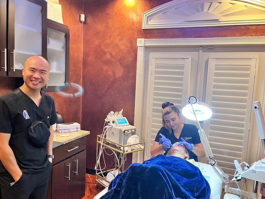 Goldfingers Aesthetics Lady Lake / Villages | 8550 NE 138th Ln Bldg 600, Lady Lake, FL 32159, USA | Phone: (352) 707-0707