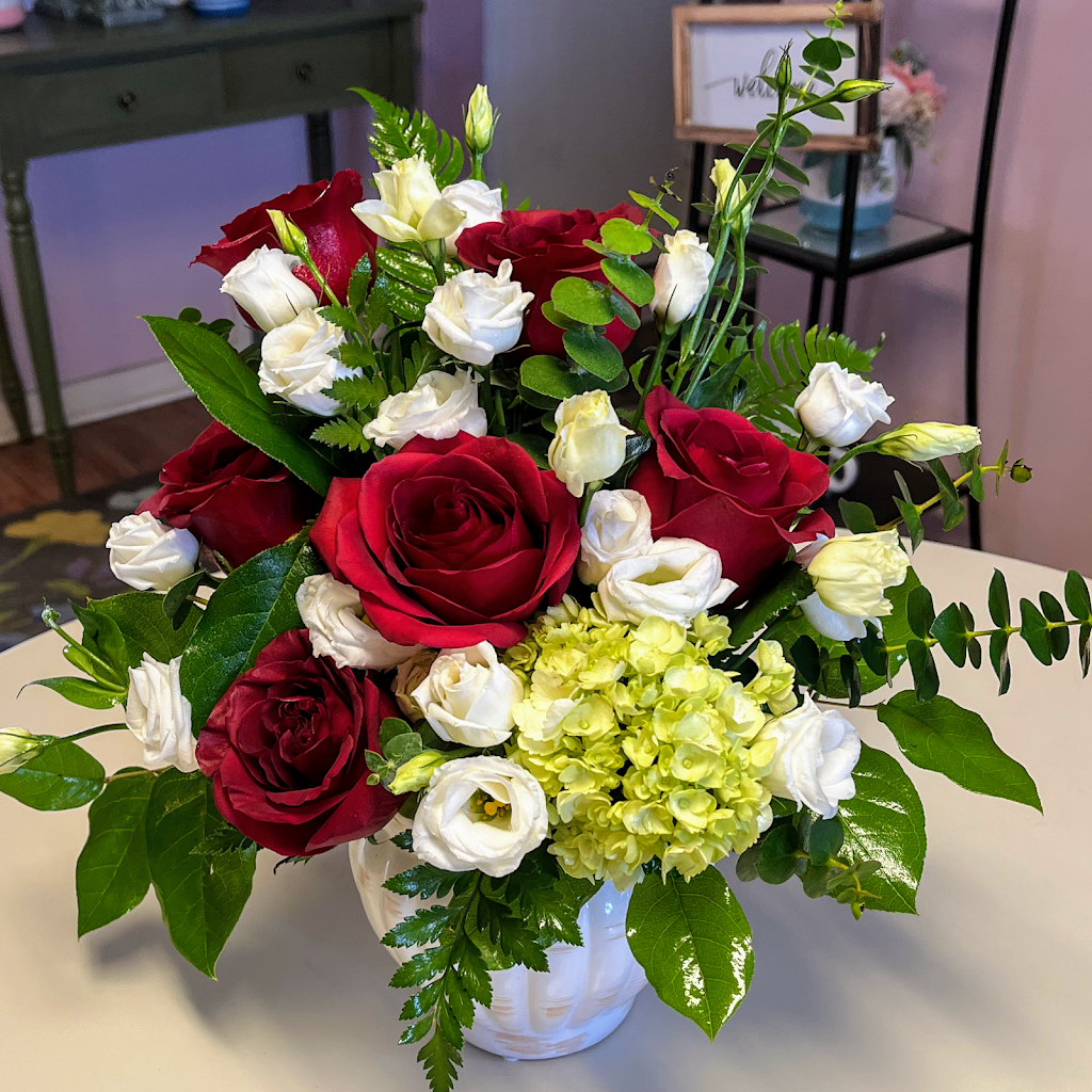 Fairview Floral Shop3g | 5960 William Flinn Hwy, Bakerstown, PA 15007, USA | Phone: (724) 443-5566