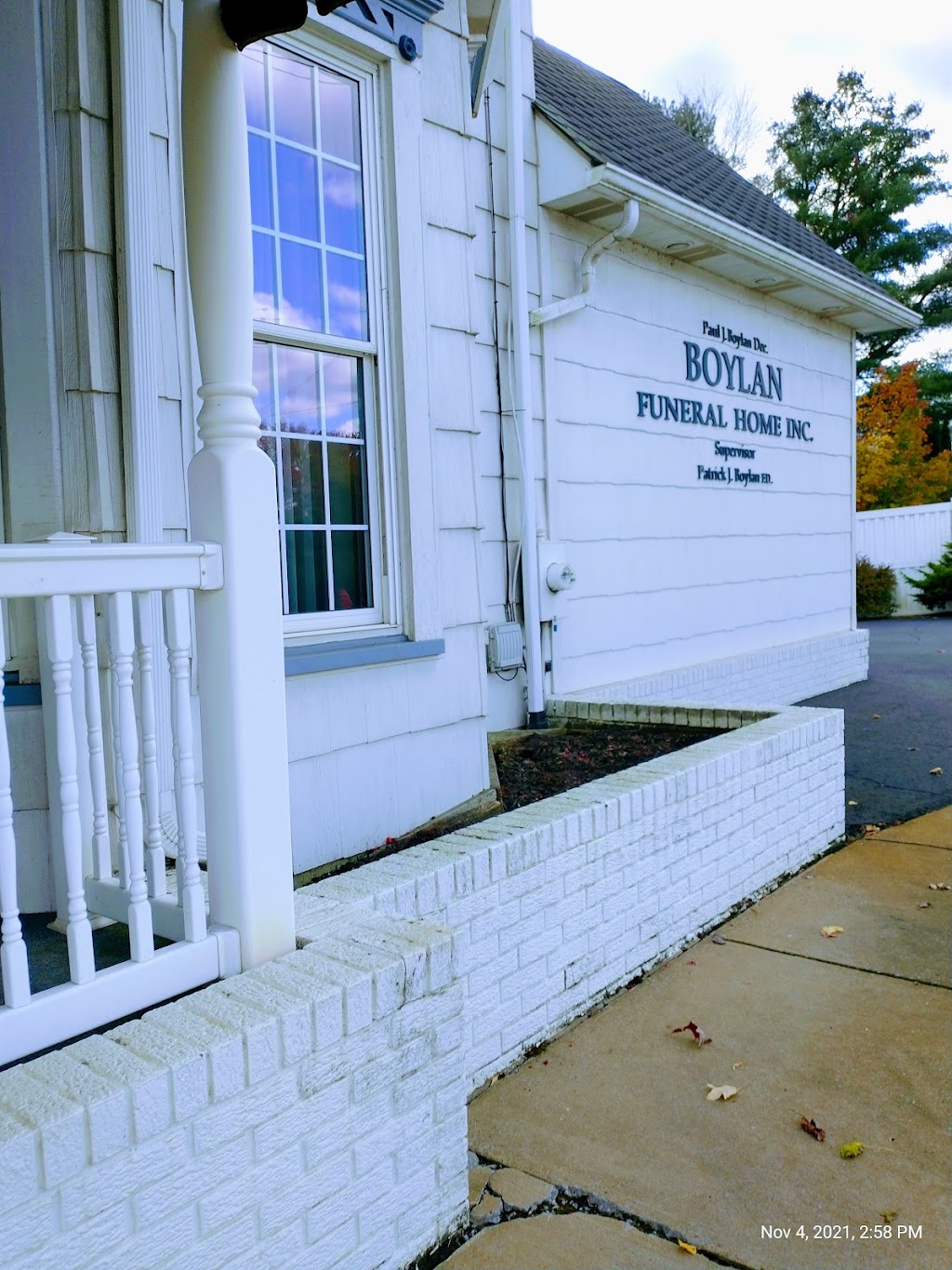 Boylan Funeral Home & Cremation Services, Inc. - Evans City | 116 E Main St, Evans City, PA 16033, USA | Phone: (724) 538-8005
