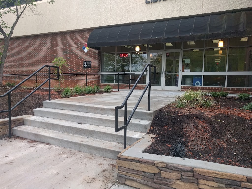 Surry Community College Library | College Cir, Dobson, NC 27017, USA | Phone: (336) 386-3259