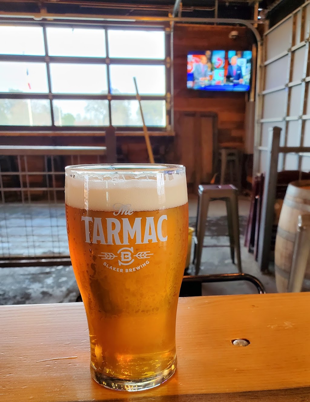 Blaker Brewing - The Tarmac | 1930 Airdrome Entry, Atwater, CA 95301, USA | Phone: (209) 585-4040