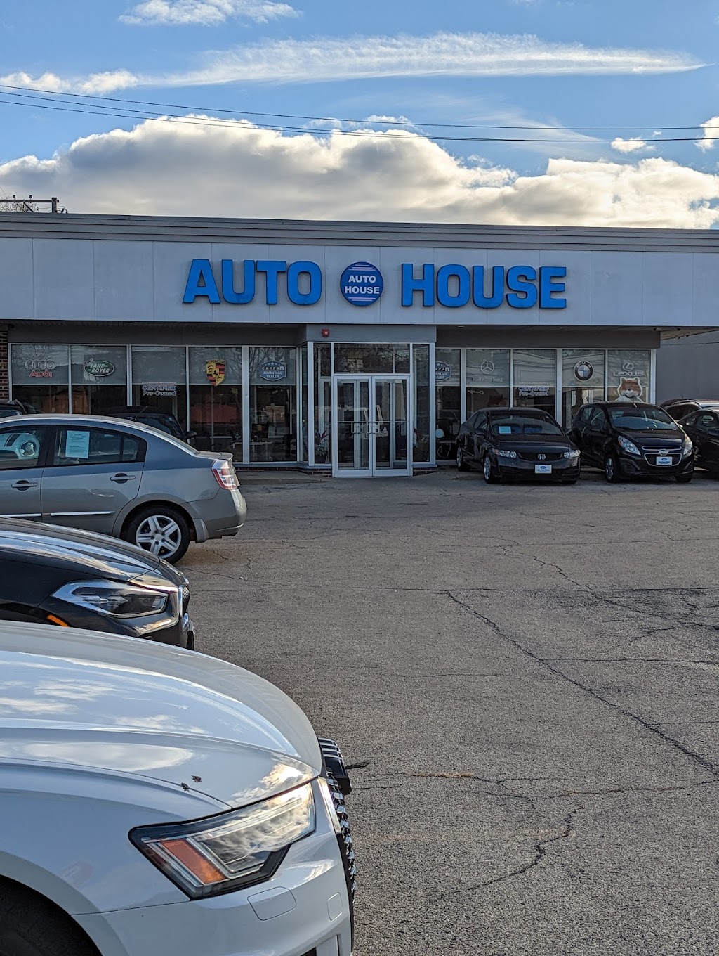 Auto House Motors - Downers Grove | 1245 Ogden Ave, Downers Grove, IL 60515, USA | Phone: (630) 297-8811