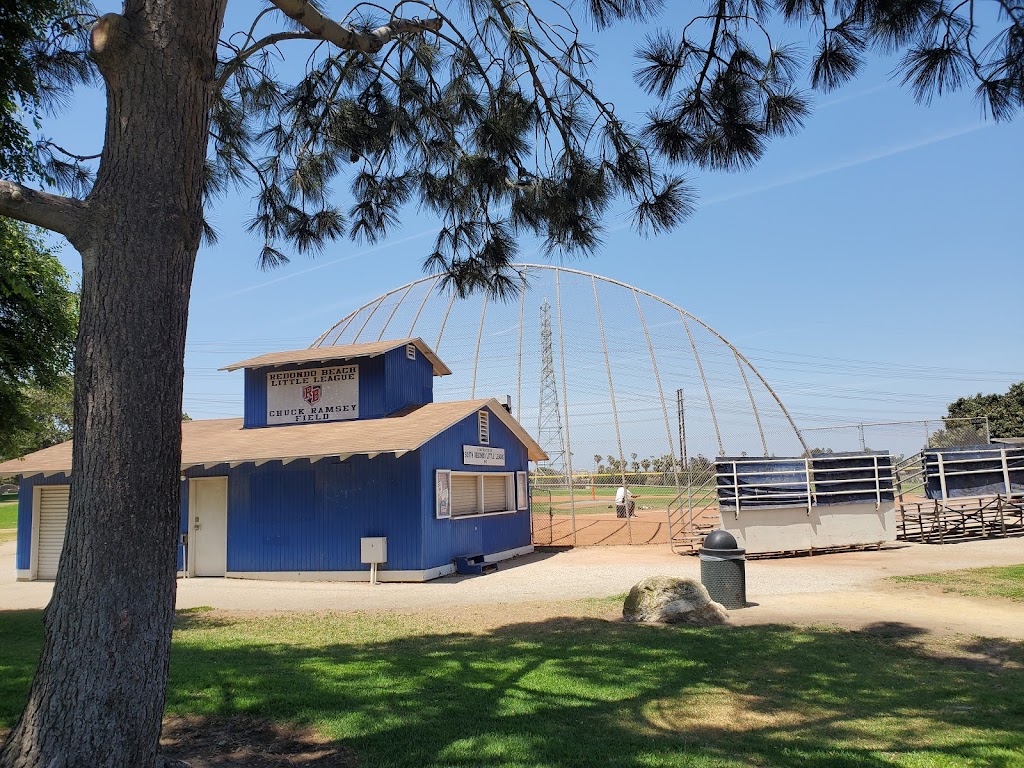 Dominguez Park | 200 Flagler Ln, Redondo Beach, CA 90277, USA | Phone: (310) 318-0686