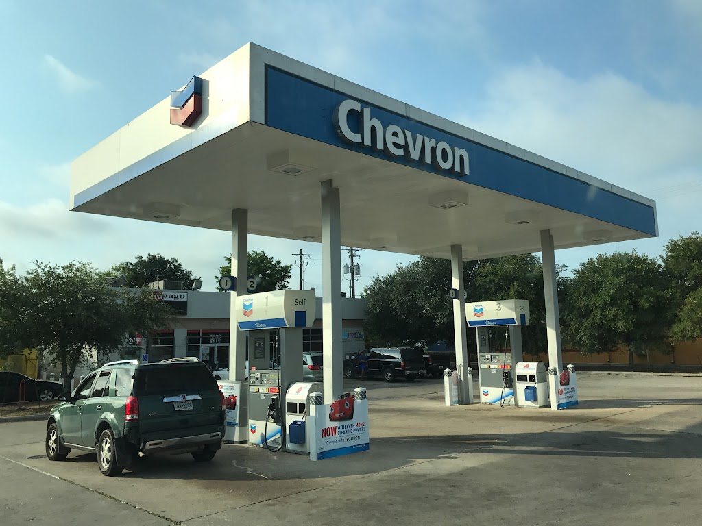 chevron | 5303 Nuckols Crossing Rd, Austin, TX 78744 | Phone: (512) 445-5059